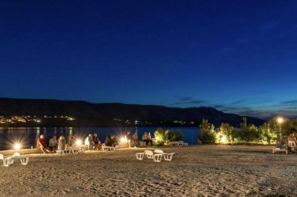 Tonino Apartments & Rooms, Rezervasyon  Pag Pag Island