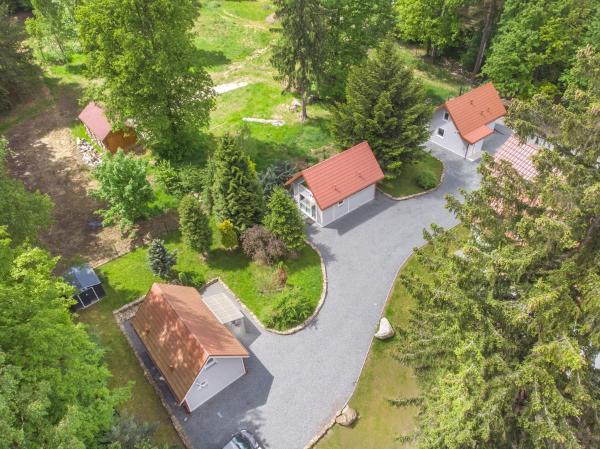 Domki na Zielonym Wzgórzu Polanica-Zdrój, Rezervasyon  Lower Silesia otoparklı oteller, Otopark