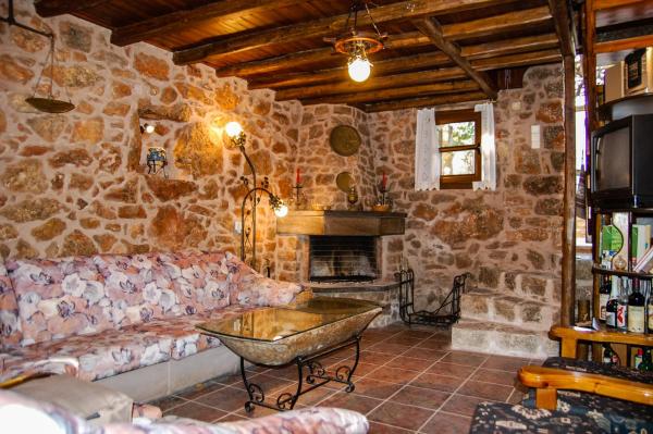 Stone House - Medieval Greek Village, Rezervasyon  Avgonyma Sakız