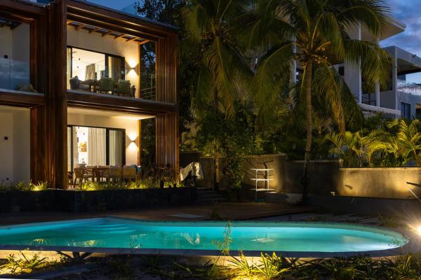 3 BR Beachfront & Self-Catering Apartment - Pointe aux Biches, Rezervasyon Daire Pointe aux Biches Mauritius