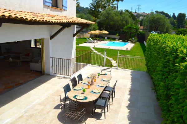 Villa 5 suites et piscine à Mougins, Rezervasyon  Mougins Sophia Antipolis