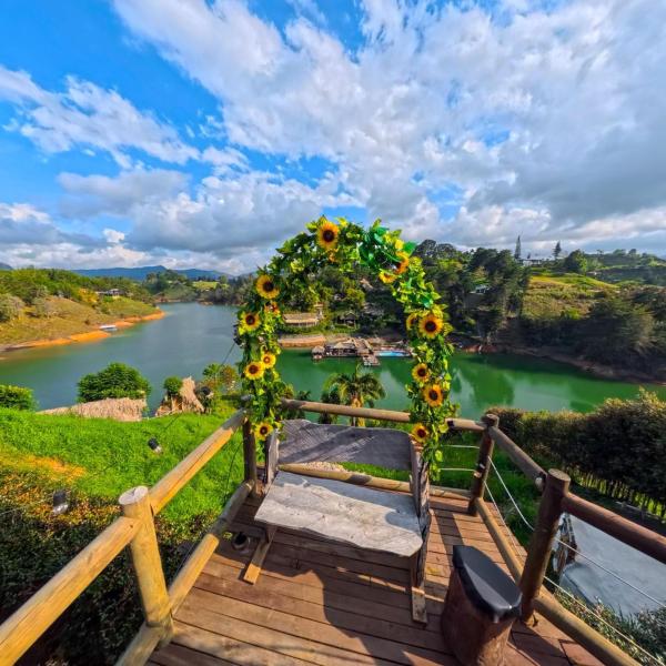 Hotel Jardín del Eden, Rezervasyon  El Penol Antioquia