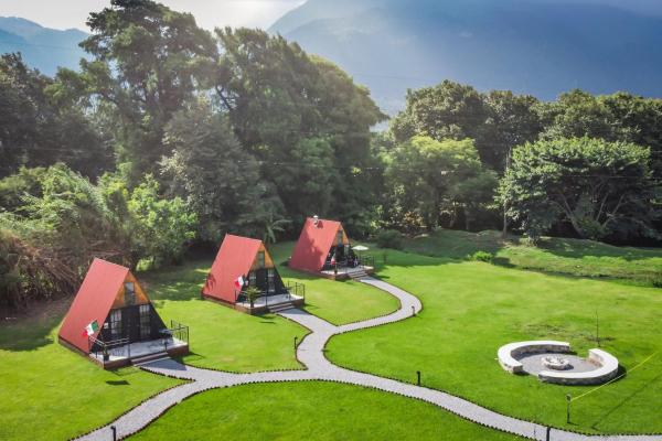 Glamping Nool, Rezervasyon Kamp Alanı Río Blanco 