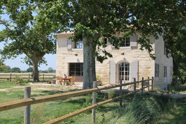 Le Mazet De Jean, Rezervasyon Bed and Breakfast Le Cailar Gard