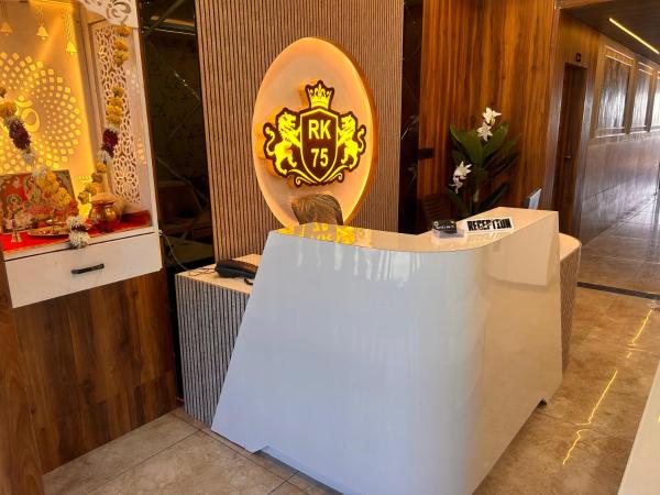 Hotel RK 75, Rezervasyon  Akolia 
