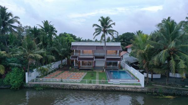 Kumarakom Sunview, Rezervasyon  Kumarakom 