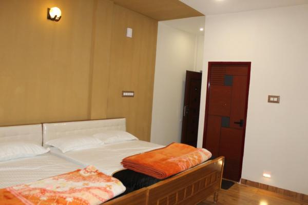 Maasila Residency, Rezervasyon  Kolli Hills 