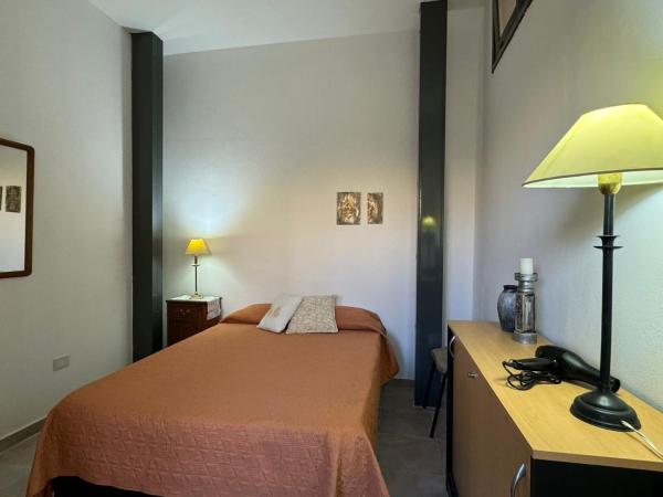 CÉNTRICO dpto dos dormitorios, Rezervasyon  Córdoba otoparklı oteller, Otopark