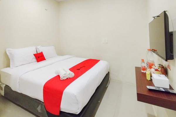 RedDoorz at Rejoss Lux Medan, Rezervasyon  Medan Sumatra