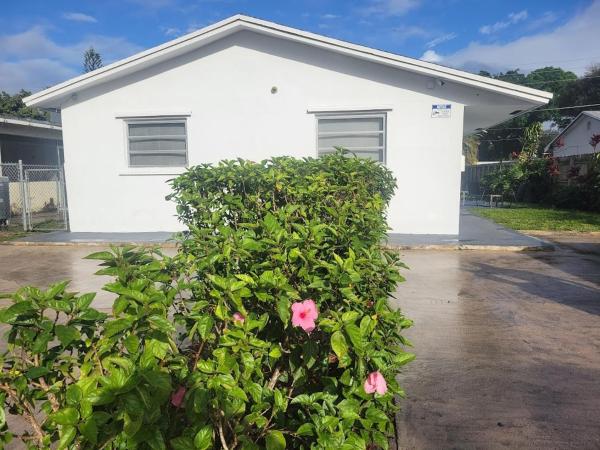 N61, Rezervasyon Otel Hollywood Panhandle Florida