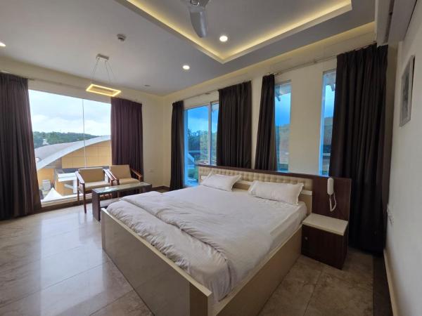 PetRose Business Hotel, Rezervasyon  Kadayirippu 