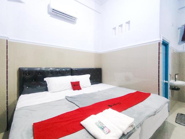 RedDoorz at Bangkalan, Rezervasyon  Mertajasa East Java