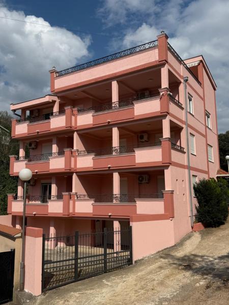 Yu&li Rose Apartments Adriatic, Rezervasyon Daire Bar Bar County