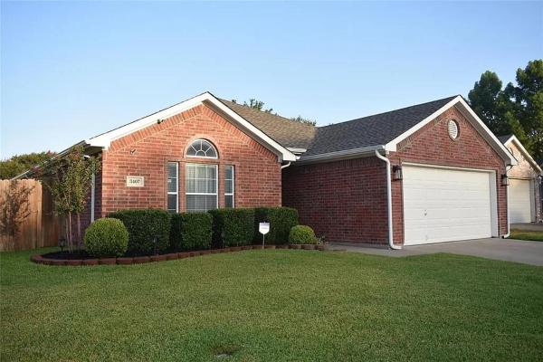 UniQ Farmhouse, Rezervasyon  Grand Prairie Dallas - Fort Worth Metropolitan Area