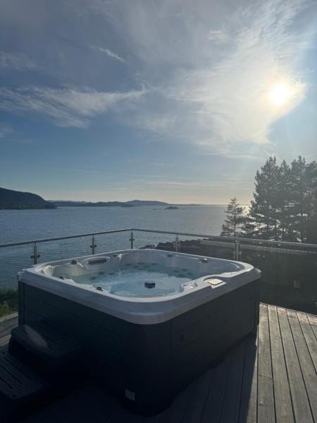 The Pulpit Rock Villa with sea view & jakuzzi, Rezervasyon  Strand Rogaland