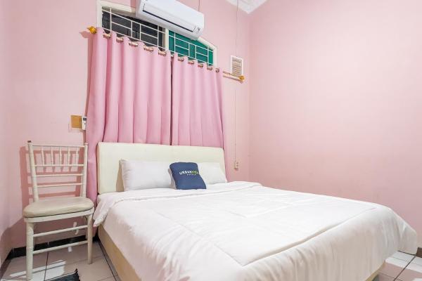 Urbanview Alza by RedDoorz, Rezervasyon Otel Cianjur West Java