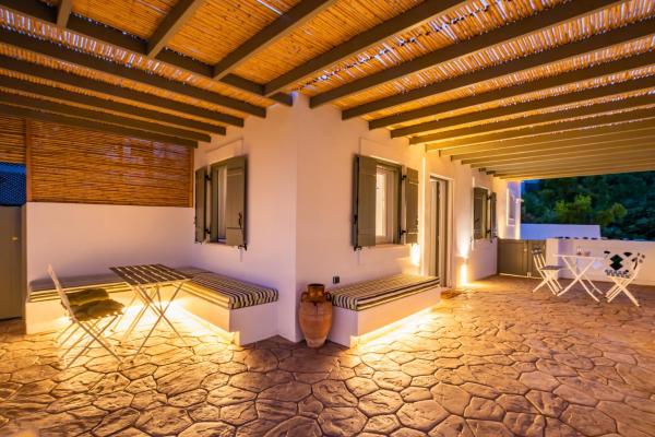 Valandou Guesthouses, Rezervasyon  Kerpe Oniki Ada