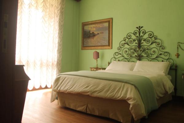 Villa Inella, Rezervasyon  Oggiono 