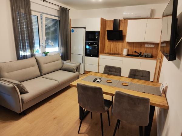 SzeCu Apartmanház, Rezervasyon  Paks Tolna