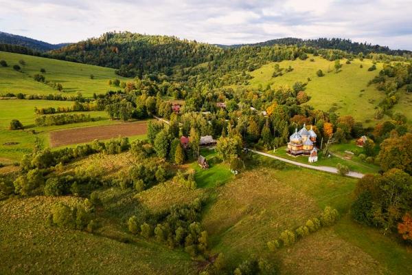 Chyża Chata na Krańcu Świata, Rezervasyon  Bystre 