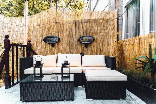 RelaxHaus! 3BR Garden Retreat with 2 Saunas, Hot Tub and Cinema, Rezervasyon  Merseyside SPA Otelleri, SPA