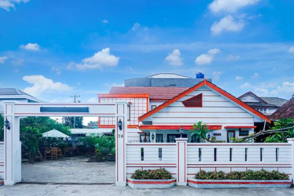 Dancenter Guest House Omah Anakku, Rezervasyon  Tanjungkarang-Telukbetung Sumatra