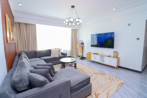 stunning one bedroom apartment with ample parking space swimming pool fully equipped gym and amazing city views, Rezervasyon Daire Nairobi Nairobi