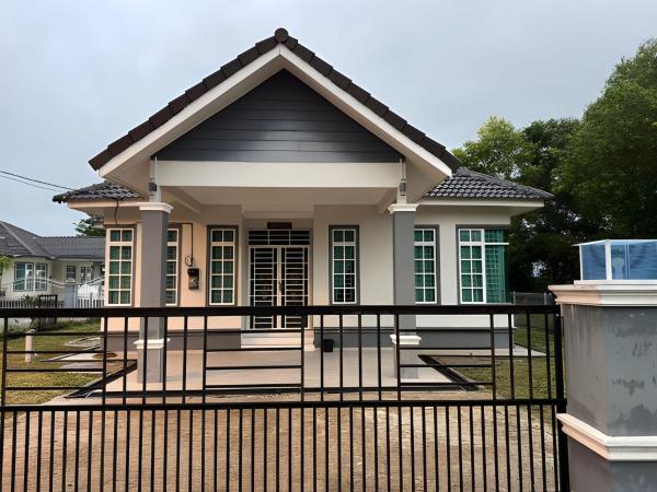 ANJUNG SARA Homestay, Rezervasyon  Pasir Puteh Kelantan