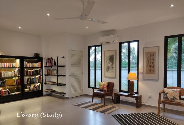 Alai Damai Private Villa 9 rooms 8 Baths 27 Pax, Rezervasyon  Kampong Gelam Melaka