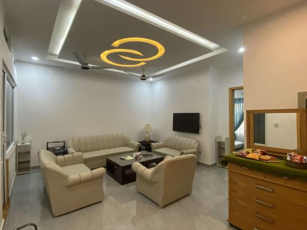 Airport Layover Family Lodge, Rezervasyon  Islāmābād Pakistan