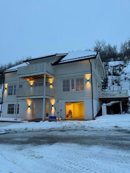 Villa, Rezervasyon  Lii Akershus