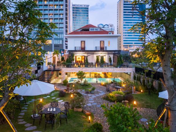 THE MUSE Villa-10mins walk beach, Rezervasyon  Quang Ninh havuzlu oteller, Yüzme Havuzu