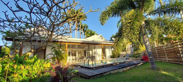 Villa Avocado, Rezervasyon  Basse-Terre Havuzlu Oteller, Yüzme Havuzu