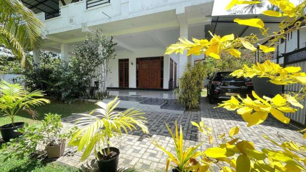 Colombo Airport Field View Villa, Rezervasyon  Dewamottawa Gampaha District