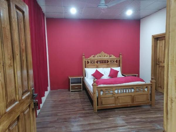 Neelum Lodges & Khan Shinwari Restaurant, Rezervasyon  Dargai Balochistan