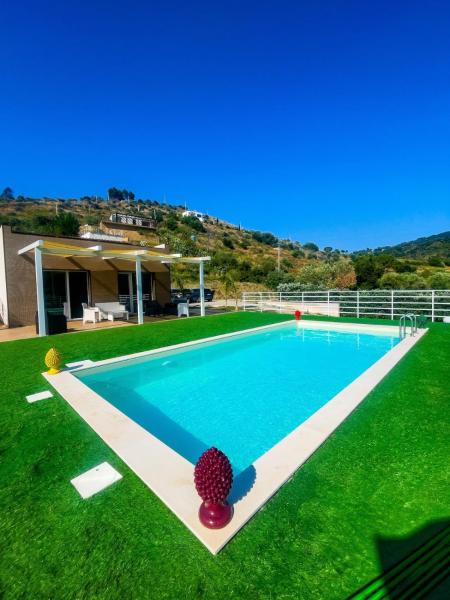 The Villa - Lascari Cefalu, Rezervasyon  Sicilya havuzlu oteller, Yüzme Havuzu