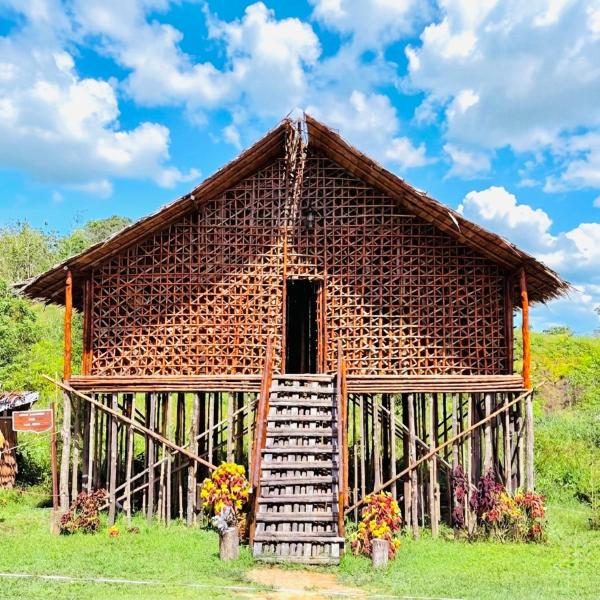 Rumsram Homestay by Rumah Etnik Papua Sorong, Rezervasyon  Klamono West Papua