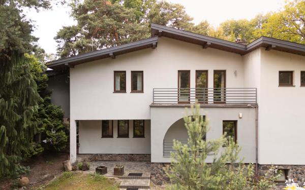 Golden Villas - Cozy Family Villa with Garden & Sauna, Konstancin, Rezervasyon  Konstancin-Jeziorna Masovia