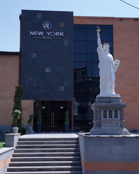 New York Hotel Yerevan, Rezervasyon  Erivan Havuzlu Oteller, Yüzme Havuzu