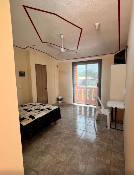 Hostal Color Inn, Rezervasyon  Santo Domingo Tehuantepec. Oaxaca