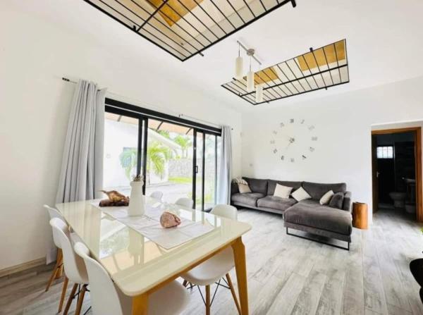 New! 3-Bedroom Private Pool Villa in Grand Baie, Rezervasyon  Mauritius North Coast Otoparklı Oteller, Otopark