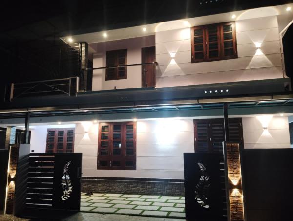 Chillout stay, Rezervasyon  North Paravur Yeni Delhi
