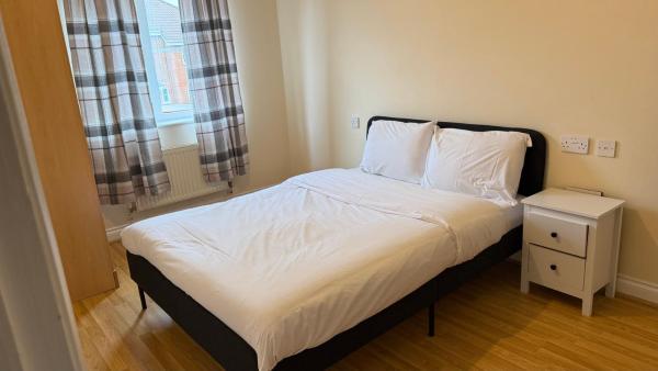 Wilmer House 2, Rezervasyon  Eastleigh Hampshire