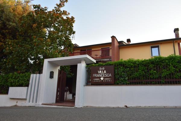 Villa Francesca Luxury Rooms, Rezervasyon  San Demetrio Corone 