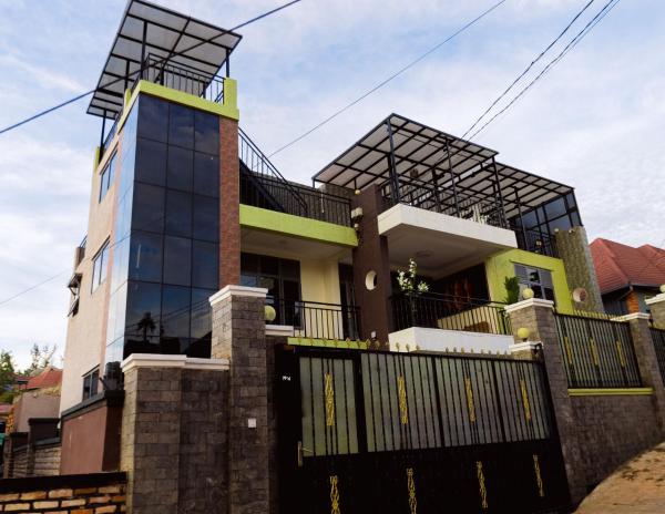Terry cubana apartment