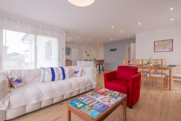 Villa au coeur de Mézériat, Rezervasyon  Mezeriat Rhône-Alps