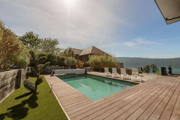 Villa Sunrise – Villa contemporaine avec piscine et vue panoramique sur le lac d’Annecy, Rezervasyon  Veyrier-du-Lac 