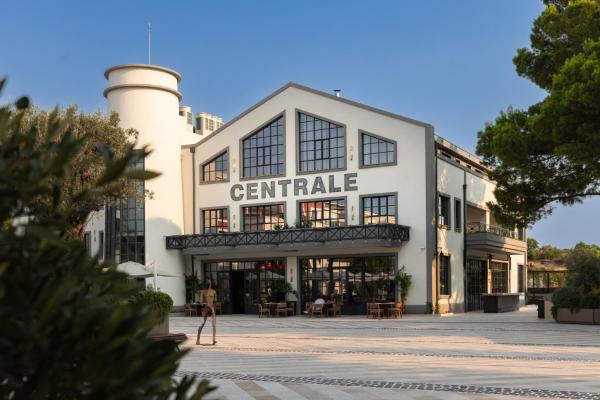 Centrale Lustica Bay by Angsana, Rezervasyon Otel Radovici Luštica, Almara Beach yakınındaki
