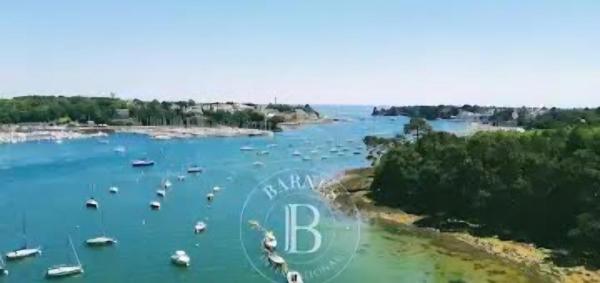 AU PIED DE LA MER AU COEUR DE LA STATION bel appartement contemporain, Rezervasyon  Benodet 
