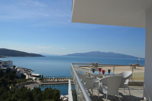 Adrian Apartment, Rezervasyon Daire Saranda Vlorë County